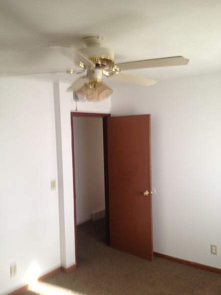 Bedroom - 3104 Hascall St