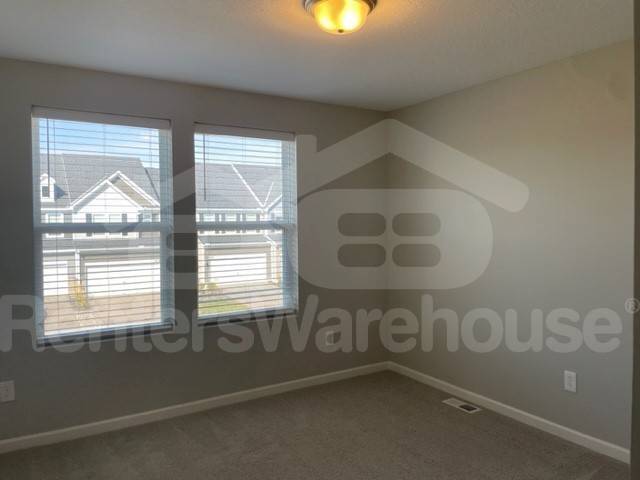 Building Photo - 9653 4th St Ln N