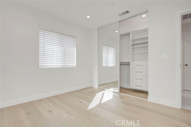 Building Photo - 13325 Strathern St