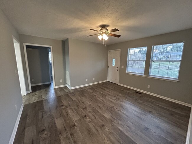 Building Photo - 3BD 2 BA HOME FOR RENT IN COOKEVILLE