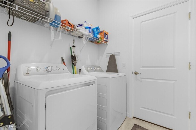 Building Photo - 14712 Cantabria Dr