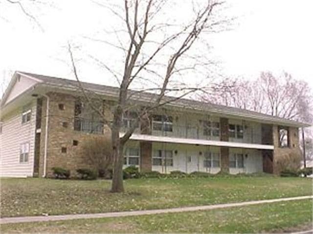 Primary Photo - 420 N 8th Ave E