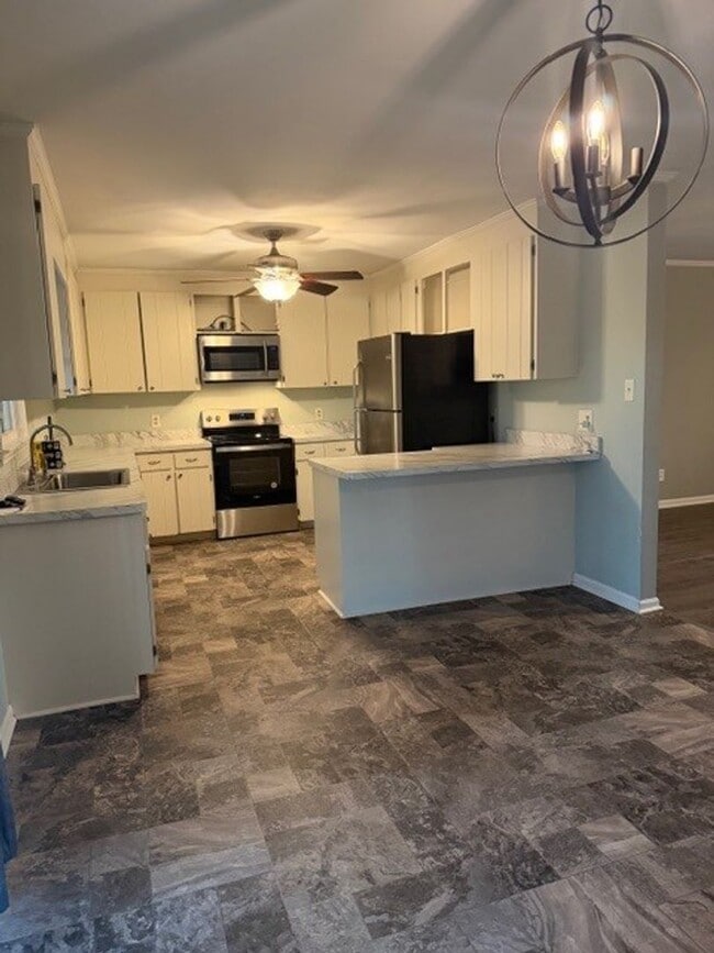 Building Photo - 3 Bed/2 Bath Home in Goldsboro