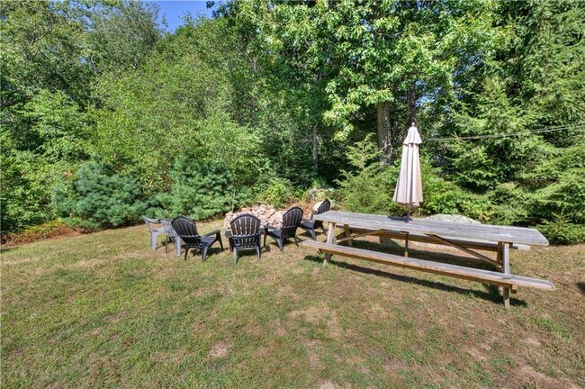 Building Photo - 34 Deer Run