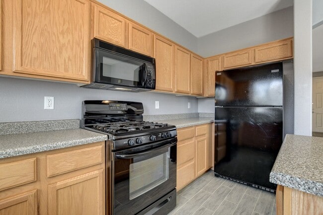 Building Photo - 4 Bedroom Home in the South West / 89139 Area