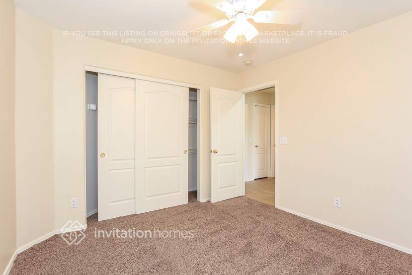 Building Photo - 15838 W Tara Ln
