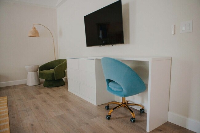 Building Photo - 1608 80th St NW