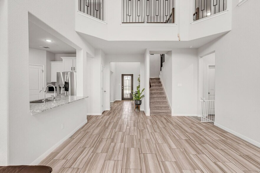 Building Photo - 109 Evening Star Ln