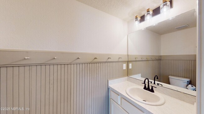 Building Photo - 7623 Legacy Trl