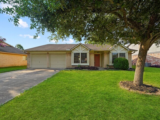 Primary Photo - 327 Muirwood Ln