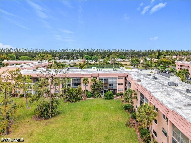 Building Photo - 150 Turtle Lake Ct