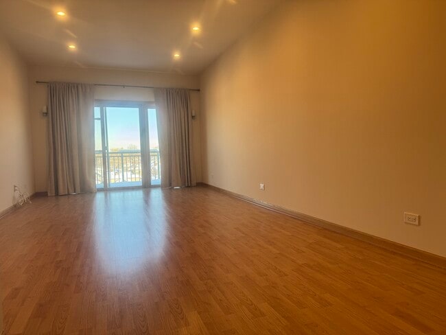 Building Photo - 2919 N Harlem Ave