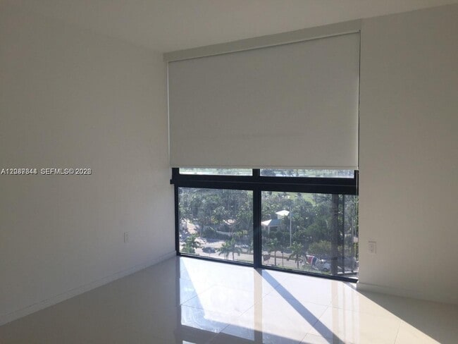 Building Photo - 5300 Paseo Blvd