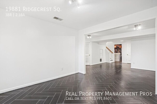 Building Photo - 19881 Ridgecrest Square