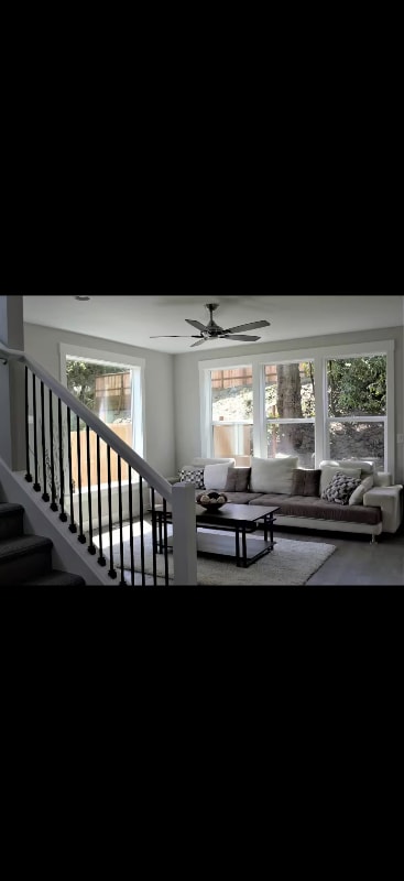 Building Photo - 934 Ash St