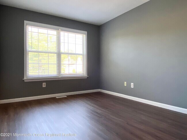 Building Photo - 1133 Roseberry Ct