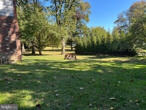 Building Photo - 1012 Morris Ave