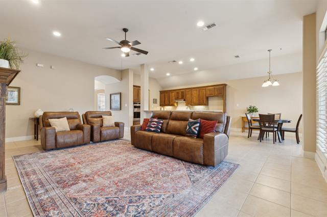 Building Photo - 814 Barton Springs Dr