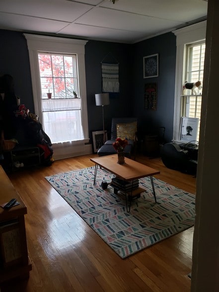 Living room - 30 Vesper St