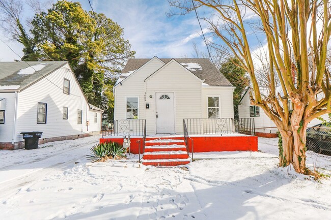 Primary Photo - Beautiful Cape Code Style home