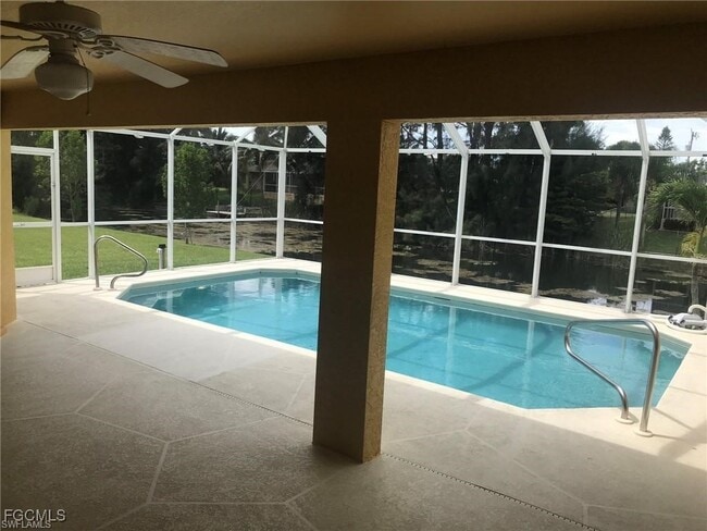 Building Photo - 137 SE 16th St