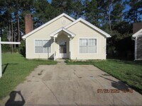 Building Photo - Charming 2 Bedroom in Fort Walton Beach!