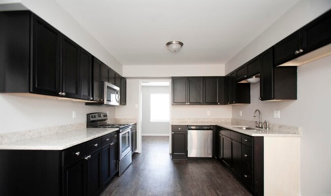 Building Photo - 1804 Martha Dr
