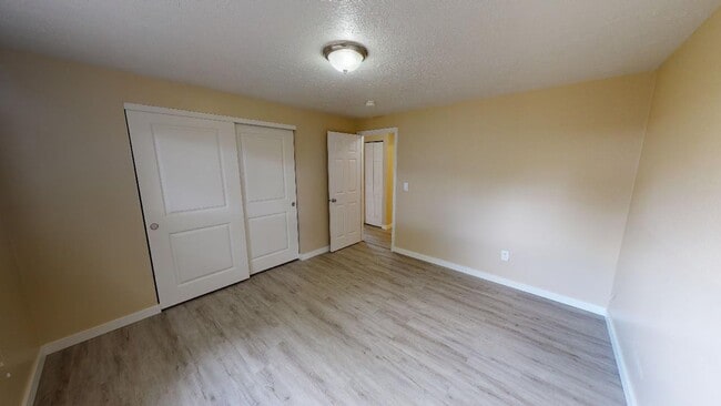 Building Photo - coh8110