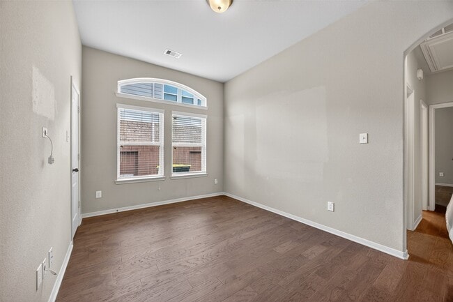 Building Photo - 2009 Scissor Tail Rd