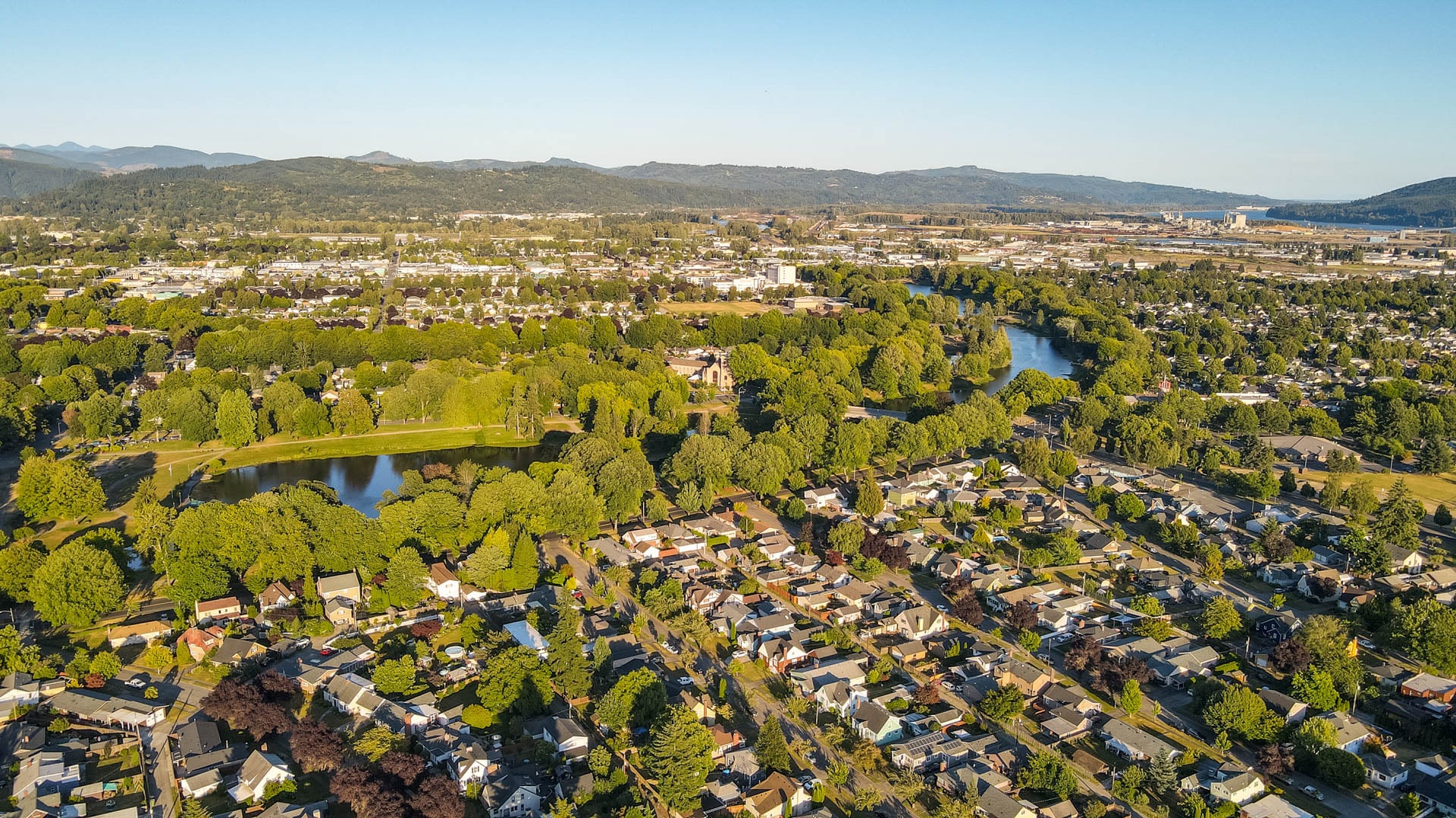 Building Photo - 2908 Hemlock St