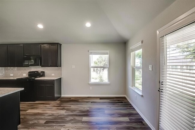 Building Photo - 21202 Palomino Cove