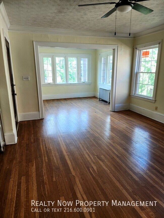 Building Photo - 2453 Overlook Rd