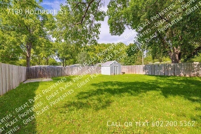 Building Photo - 7130 Holdrege St