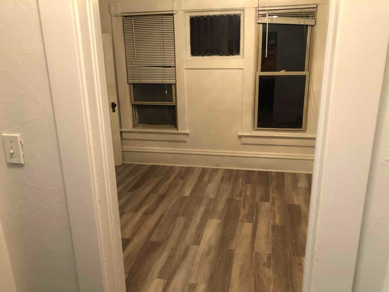 Building Photo - 1123 1st Ave S