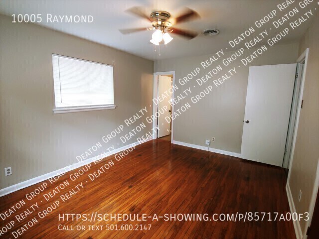 Building Photo - 10005 Raymond-