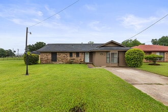 Building Photo - 1208 Clark St