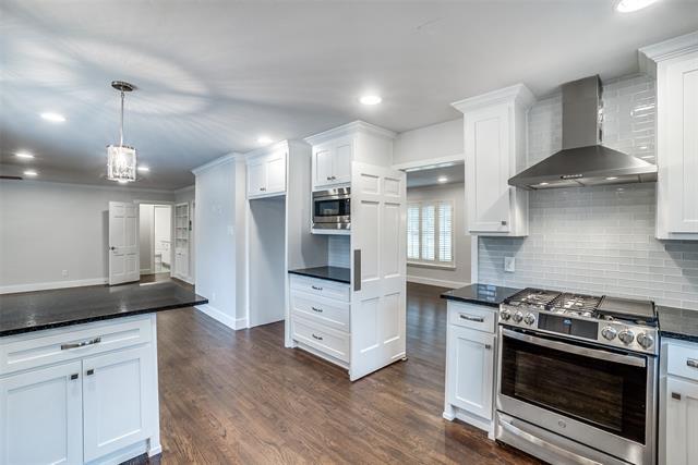 Building Photo - 6447 Pemberton Dr