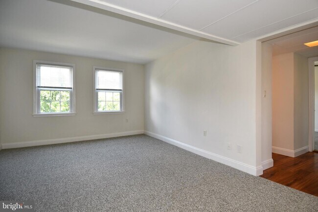 Building Photo - 1303 Belle View Blvd