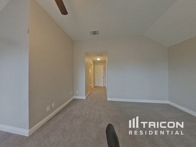 Building Photo - 7724 Grassland Dr