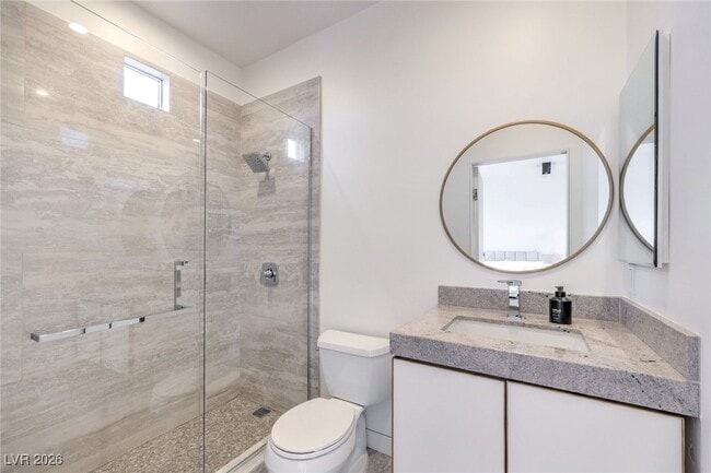 Building Photo - 952 Coatbridge St