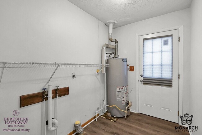 Building Photo - Affordable 3 Bedroom Home