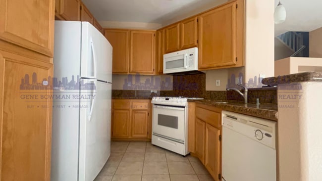 Building Photo - 4106 Arroyo Way