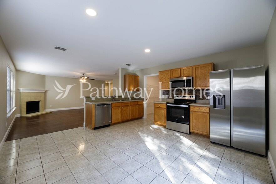 Building Photo - 2628 Terrace Dr