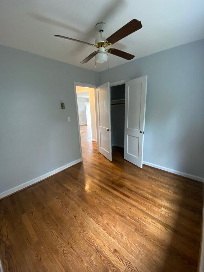 Building Photo - House for Rent