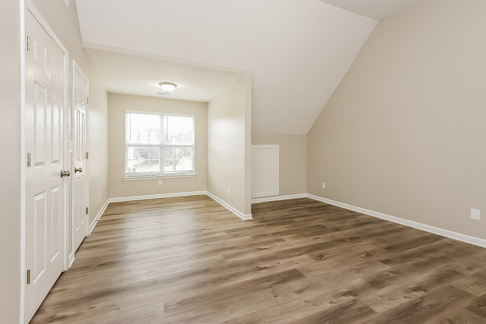 Building Photo - 206 Mystic Ct