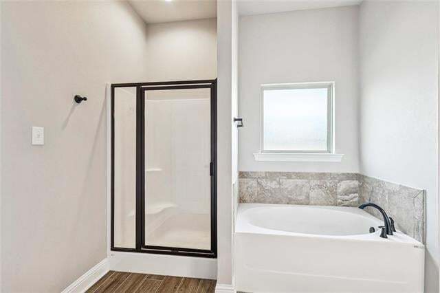 Building Photo - 534 Claiborne Trails Dr