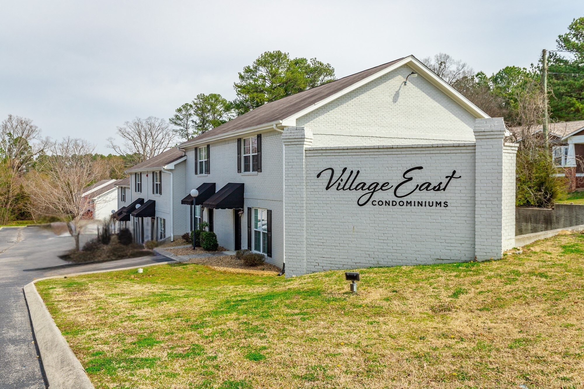 Building Photo - 1114 Maple Tree Ln