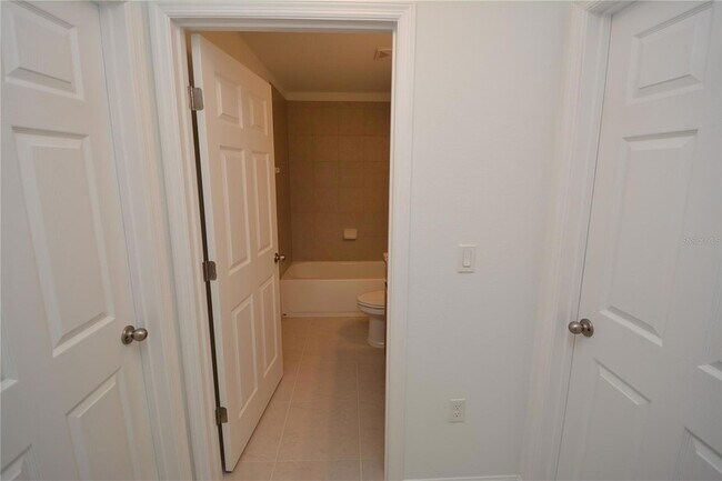 Building Photo - 31 Zoeller Ct