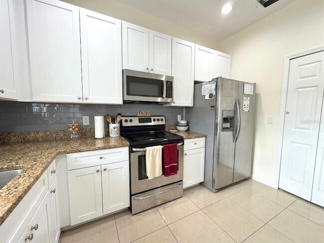 Building Photo - 14478 Bridgewater Crossings Blvd