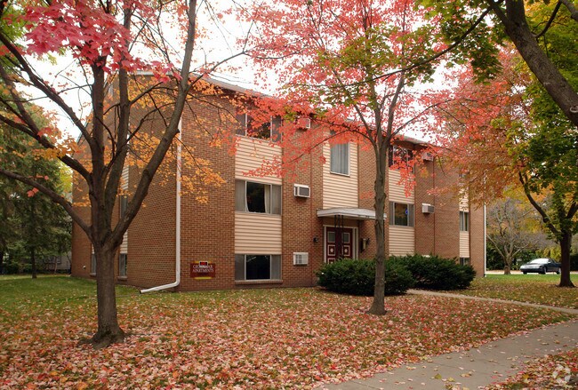 Building Photo - 130 S Sheldon St